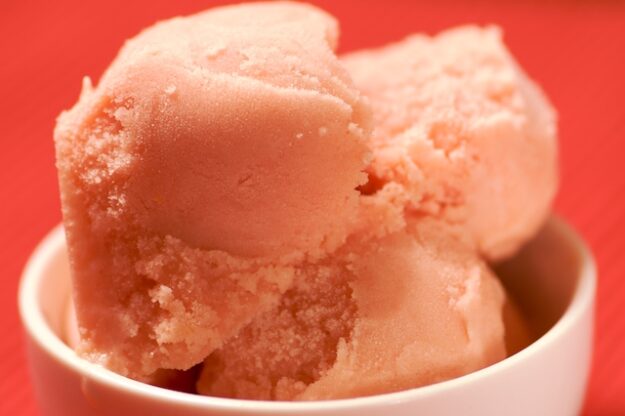 Recipe no. 26 – watermelon_coconut_ice_cream-6